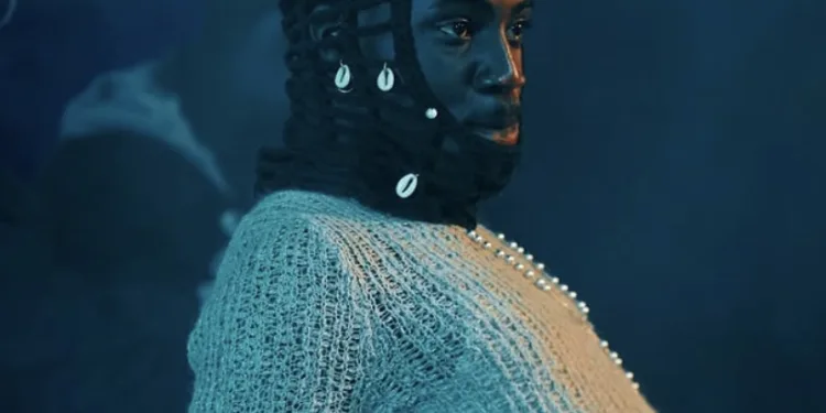 Wendy Shay motivates Arathejay after fans booed him at Presec Bonfire event