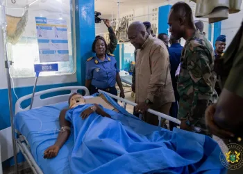 President Mahama visits victims of GAF stampede at 37 Military Hospital