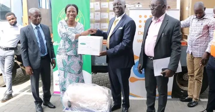 UNFPA donates equipment to boost maternal health