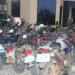 Police arrest 33 suspects, impounds motorbikes in anti-crime swoop