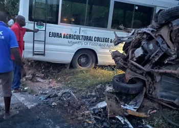 10 perish in separate road crashes on Saturday