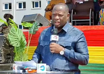 Lands Minister calls on Blue Water Guards to lead fight against water pollution