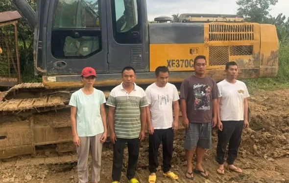 Galamsey: NAIMOS Arrests Five Chinese nationals along Birim River