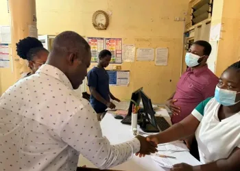Health Minister vows to bridge infrastructure gap at Asesewa hospital