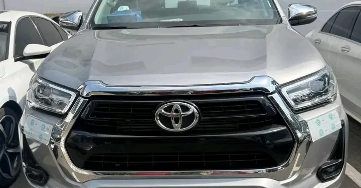 Police recover stolen vehicle and exhibits in residential robbery case