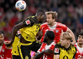 Harry Kane brace seals Klassiker win for Bayern in five-goal thriller