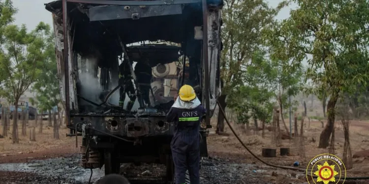 Firefighters save RedClay tourist center from destruction