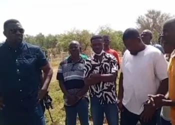 Farmers urge Agriculture Minister to address market access issues and prevent crop waste