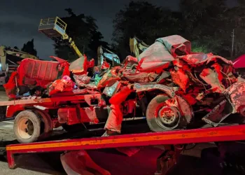 2 dead, 19 injured in pile-up on N1 Highway