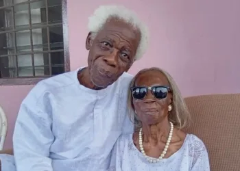 Legendary actress Grace Nortey celebrates 89th Birthday with visit from Ernest Kofi Abbeyquaye