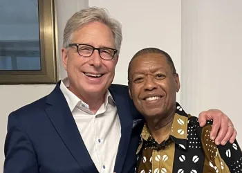 Don Moen pays tribute to late gospel icon Ron Kenoly