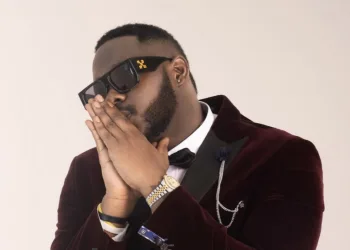 Alabaster Box takes legal action against Medikal over ‘Akwaaba’ sample