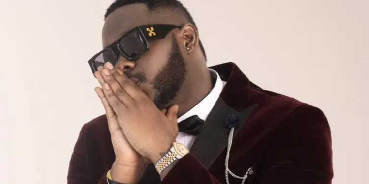 Alabaster Box takes legal action against Medikal over ‘Akwaaba’ sample
