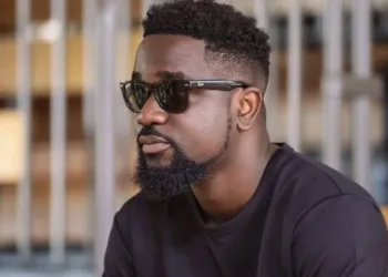 ‘Music is a language’ – Sarkodie on why he raps in Twi despite global success