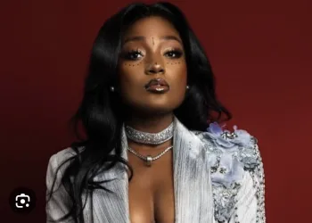 Efya marries Nigerian singer, Tomi Thomas in private Valentine’s day ceremony