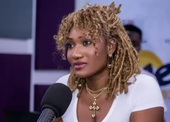 Wendy Shay defends Ghanaian women amid viral video controversy