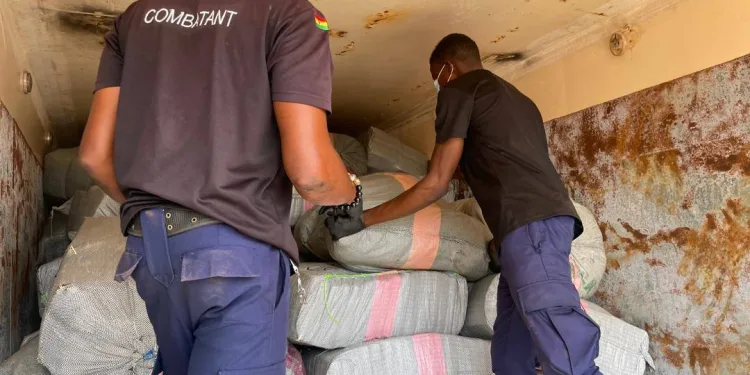 Police impound truck carrying over 1.4 million worth suspected cannabis