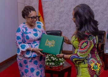 First lady meets Zambian counterpart in show of cross-border collaboration