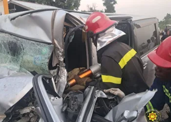 One dead in Toyota Voxy-Truck collision at Teacher Mante