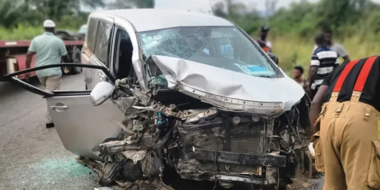 11 injured in head-on collision at Enyiresi along Accra-Kumasi highway