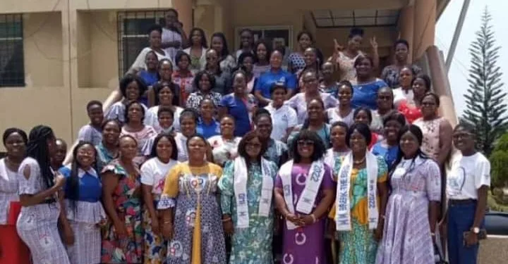 Female teachers demand 50% extra duty allowance at basic school level