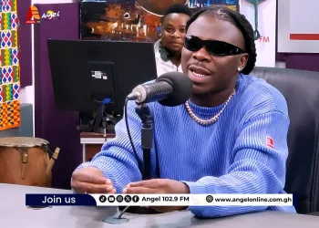 Berla Mundi shouldn’t have asked Shatta Wale and I to hug publicly – Stonebwoy