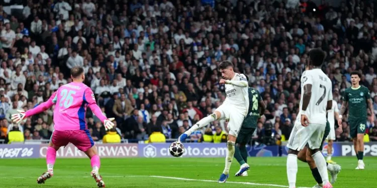 Valverde’s brilliant first-half hat-trick stuns Man City