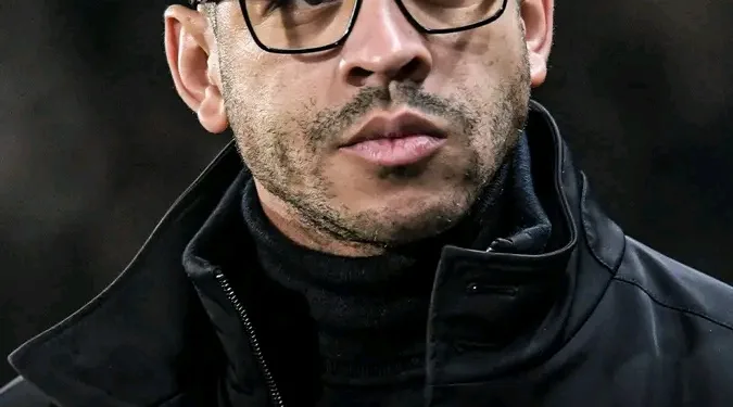 Liam Rosenior sacked by Chelsea after three months in charge