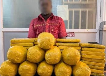 Driver arrested at Pankrono with 49 slabs of suspected narcotics