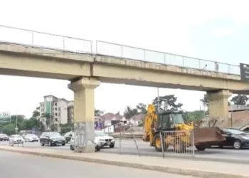 Emergency repairs begin on Dzorwulu footbridge after truck collision
