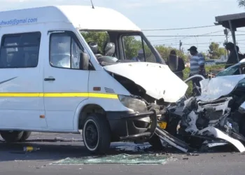 C/R: Seven injured in Sprinter-Trailer collision at Moree Junction