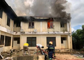 Suhum apartment fire destroys 12 rooms, firefighter injured