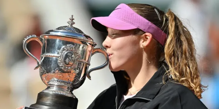 19-year-old Mirra Andreeva wins 2026 French Open title