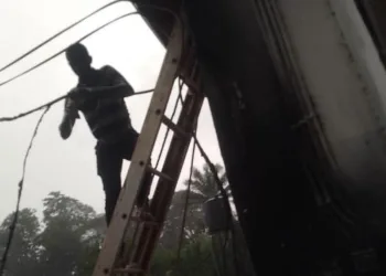New Asankrangwa court building catches fire, GNFS intervenes
