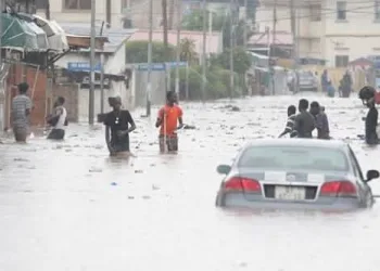 Gov’t urges employers to allow work from home as Accra floods cause traffic disruptions