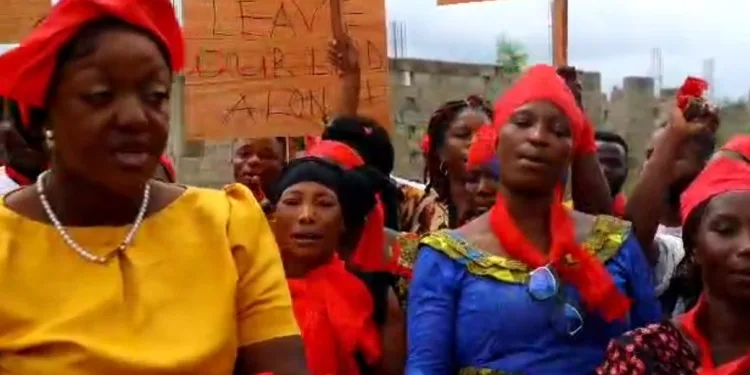 Amrahia Dairy Farms residents protest alleged unlawful demolition of homes, church building