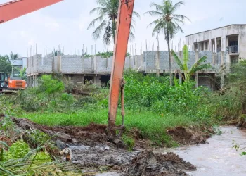 Zoomlion, NADMO, Dredge Masters target critical flood-prone Accra areas