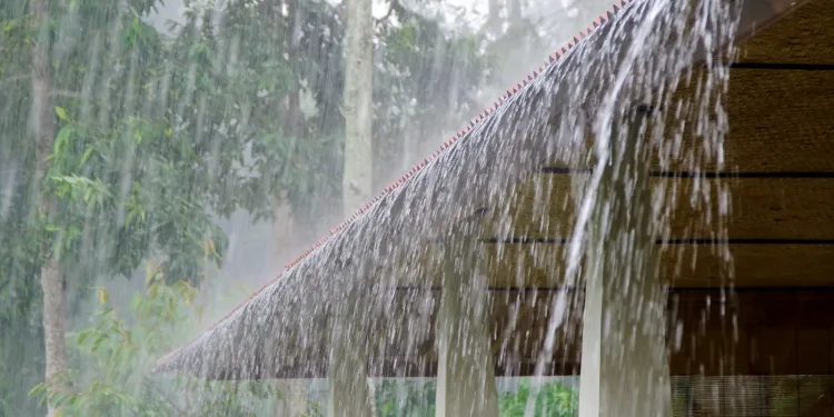 Sefwi Bekwai, Sunyani, other areas to get heaviest rain as storms move east, GMeT warns