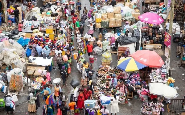 KasoaKuda traders reject MCE’s 6-week eviction notice, demand return to CHRAJ mediation
