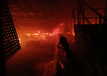 Fire Guts Melcom warehouse In Tema Free Zone, GNFS deploys 10 fire engines