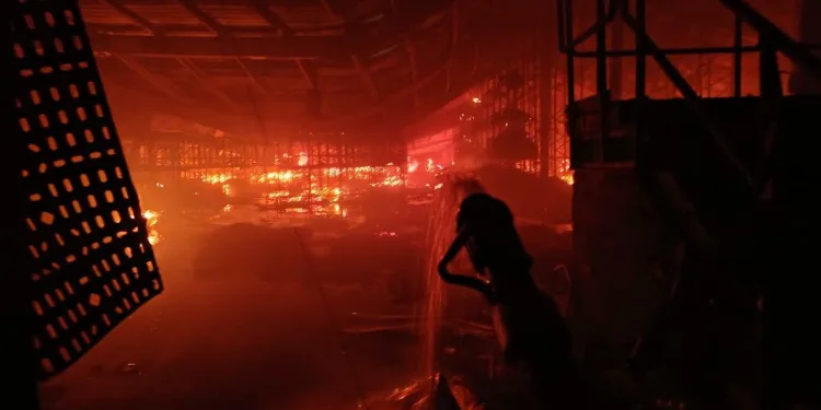 Fire Guts Melcom warehouse In Tema Free Zone, GNFS deploys 10 fire engines