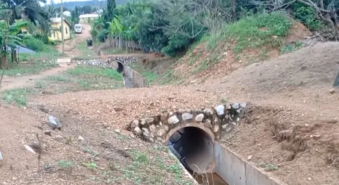Akrade residents decry Ghana Railway Authority drainage as death trap