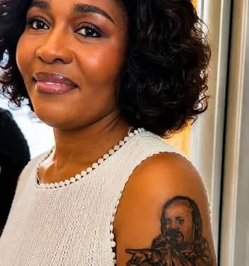 Odo Broni unveils tribute tattoo in memory of late Daddy Lumba on first death anniversary