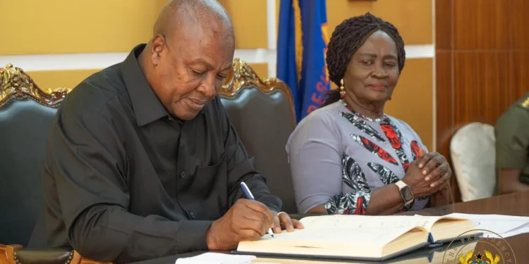 Public officials must account for every cedi they spend- Mahama