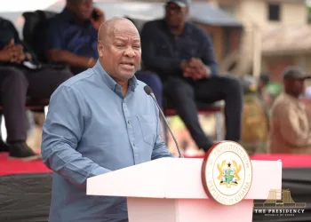 Government to source cotton from Benin to revive Volta Star Textiles – Mahama