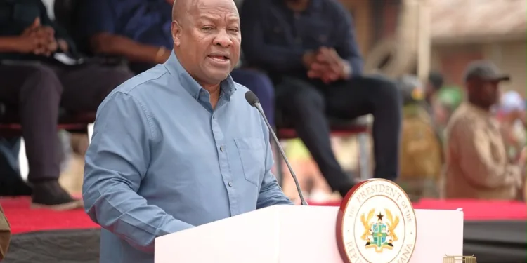 Government to source cotton from Benin to revive Volta Star Textiles – Mahama