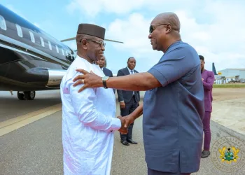 Sierra Leone president visits Ghana to commiserate with flood victims