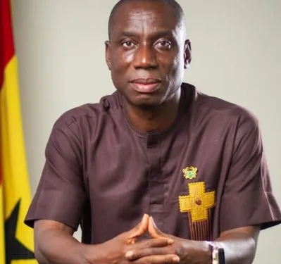 Gomoa Central DCE directs prosecution of assembly over refuse dumping