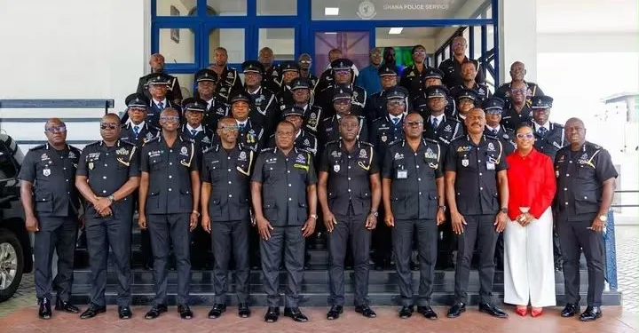 IGP decorates 22 officers promoted from ACP to DCOP
