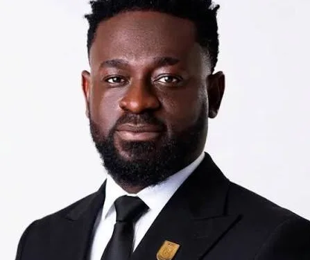 Kobby Kyei breaks down in tears as he recounts how Sarkodie funded his eye surgery